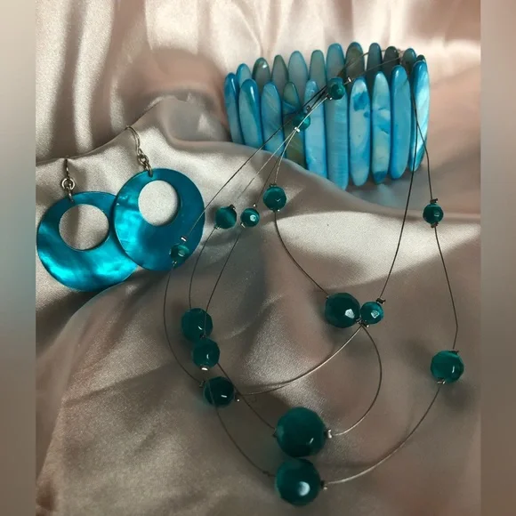 Disc earrings - Picture 5 of 5